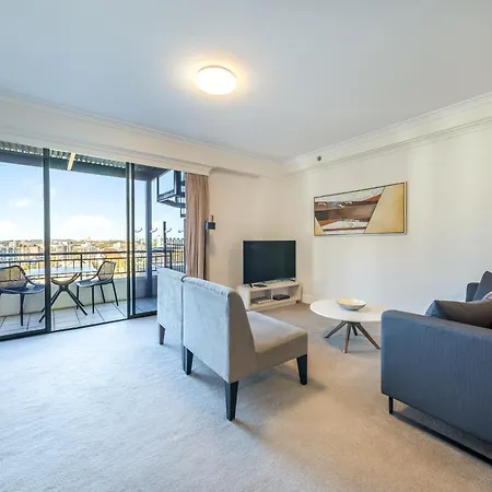 Oaks Sydney Castlereagh Suites Exterior photo