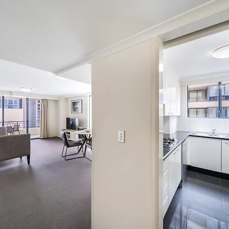 Oaks Sydney Castlereagh Suites Exterior photo