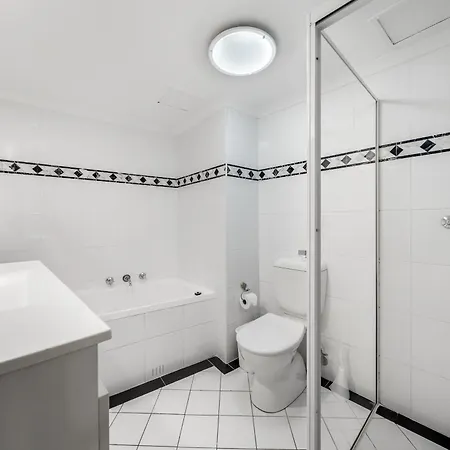 Oaks Sydney Castlereagh Suites Exterior photo