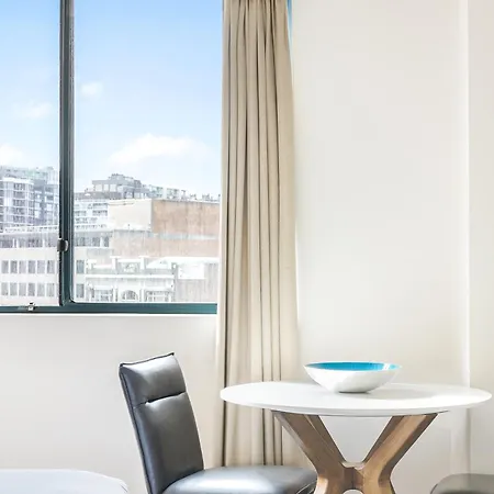 Oaks Sydney Castlereagh Suites Exterior photo