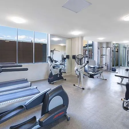 Oaks Sydney Castlereagh Suites 